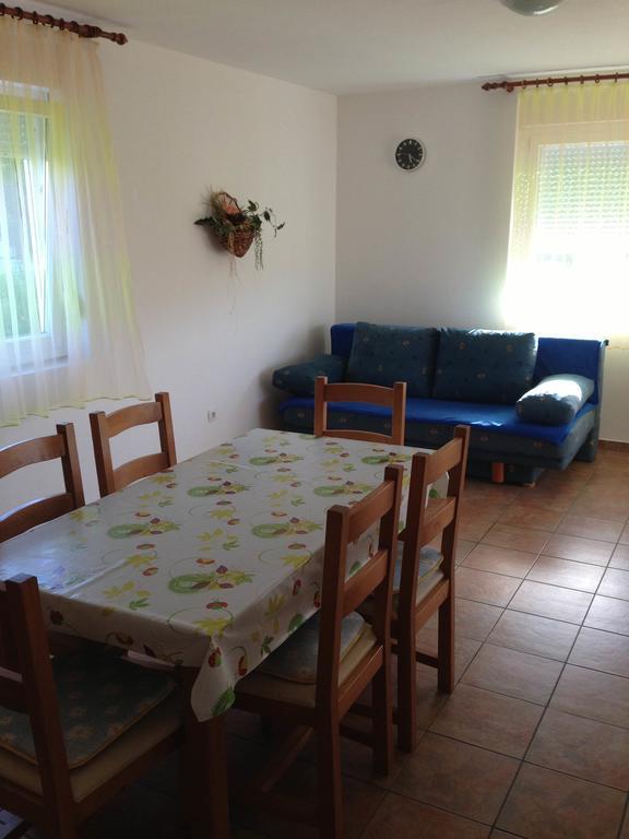 Apartments Mirakul Lopar Extérieur photo